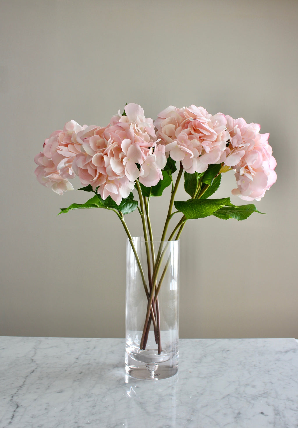 Hortensia Fresh Touch Rosa Claro con Hoja - 56 cm