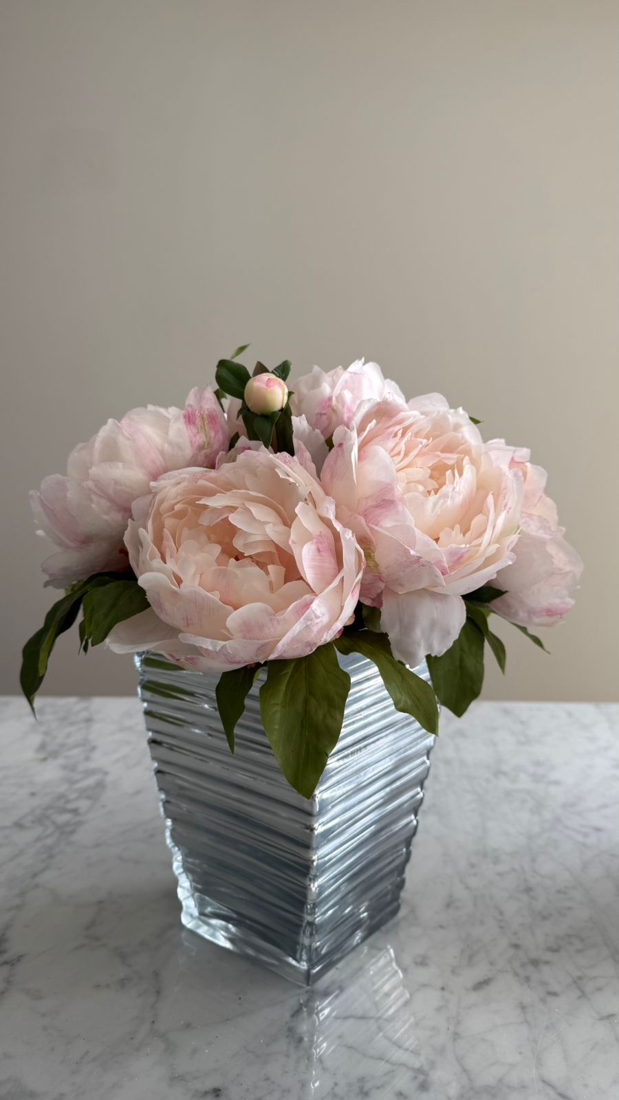 Peonia Premium Rosa claro con Botón - 48 cm